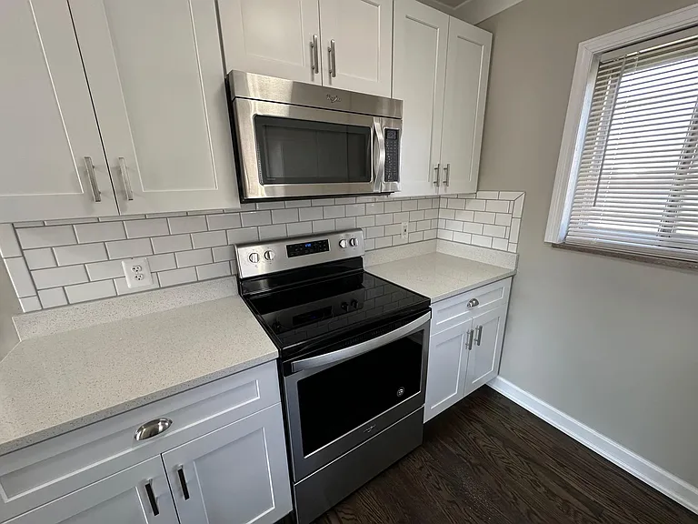 22701 Masonic Blvd — Photo 14