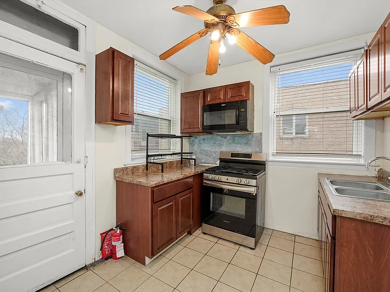 6648 S Albany Ave #3 — Photo 8