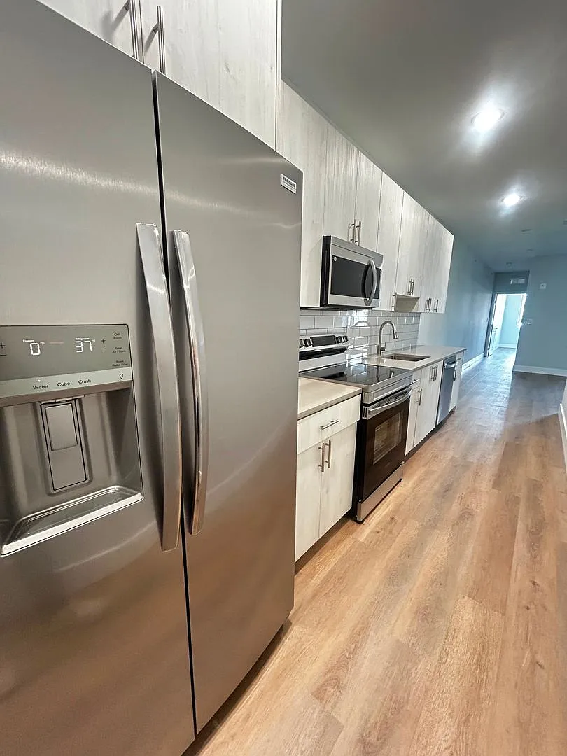 1229 Hilton St — Photo 3