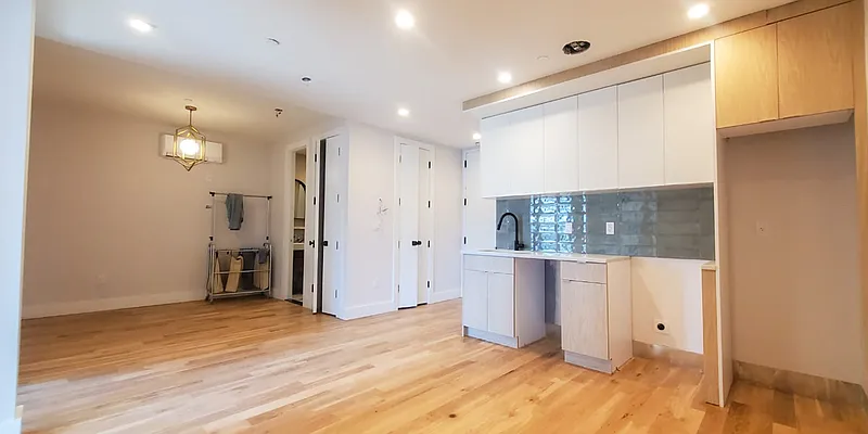 Rented by Rentopia | media 21