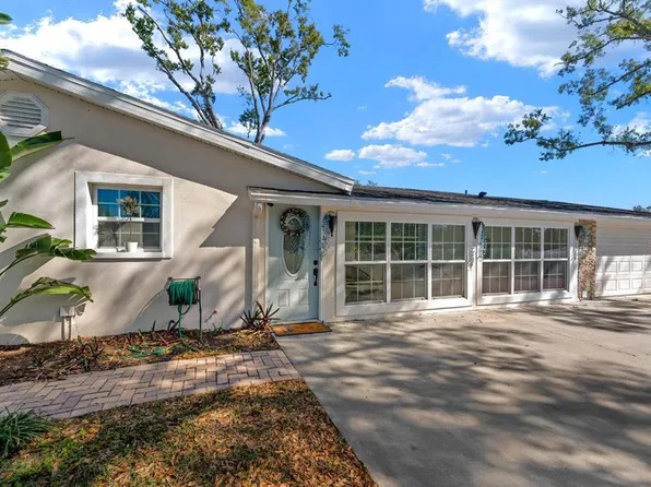 8644 May Cir, Tampa, FL 33614