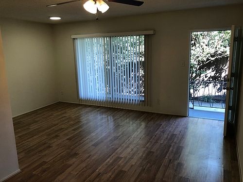 5th image of 4112 Grandview Dr #3