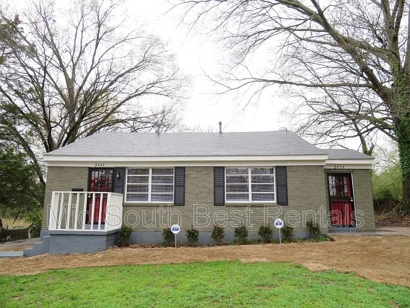 2450 Dwight Rd — Photo 1