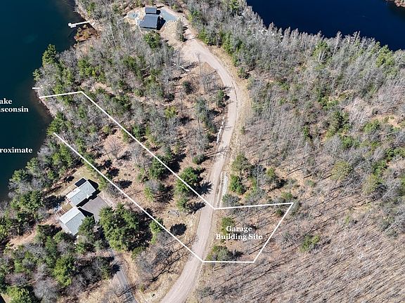 5th image of 7961 McNutt Lake Ln