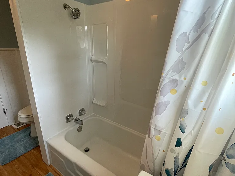 32 South Ave — Photo 18