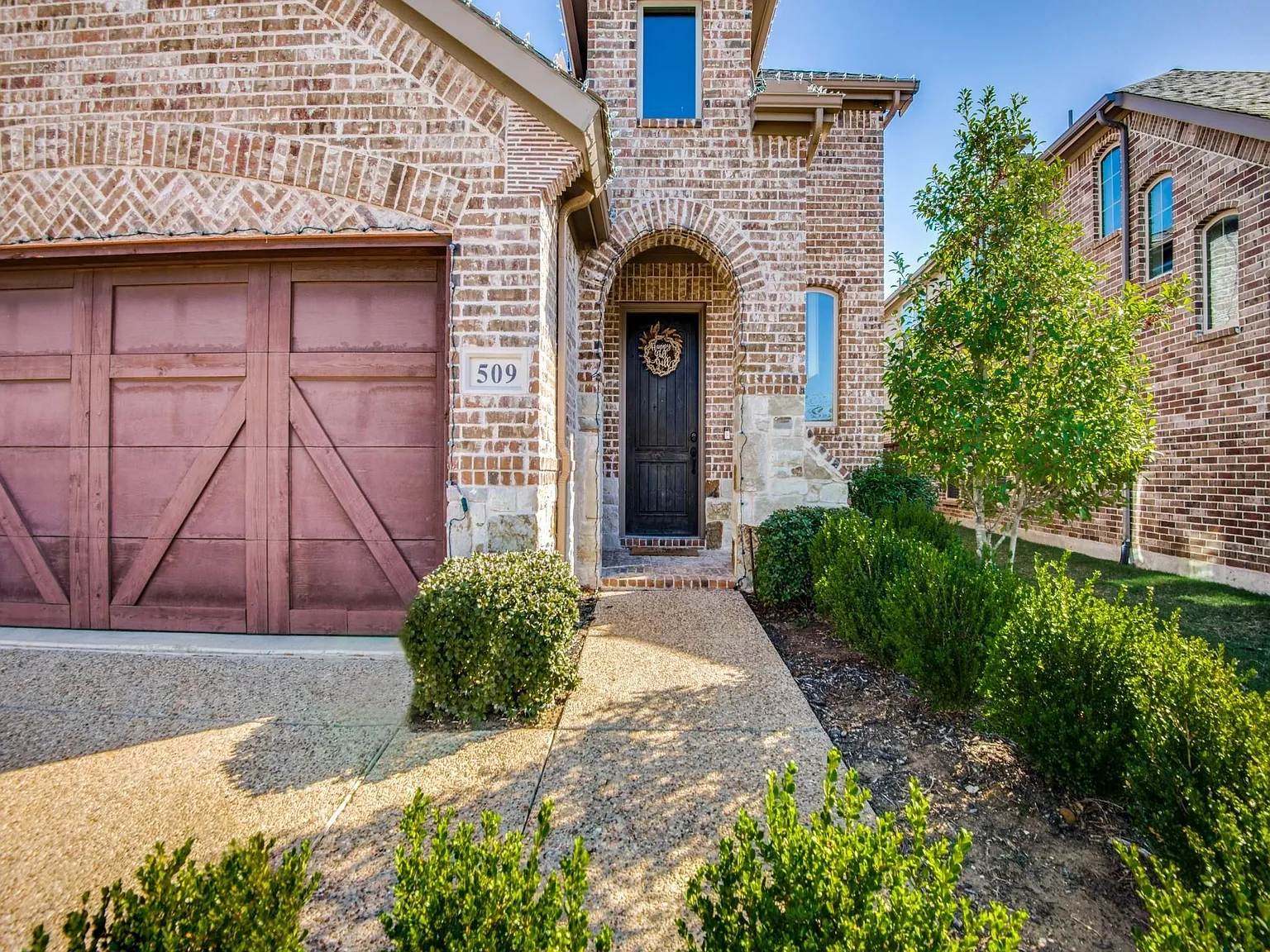 3 bed, 2.5 bath, 2706 sqft, $3,600 — Photo 4