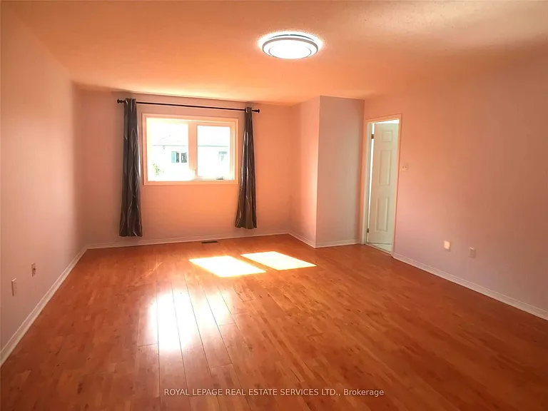 5252 Bushelgrove Cir — Photo 17