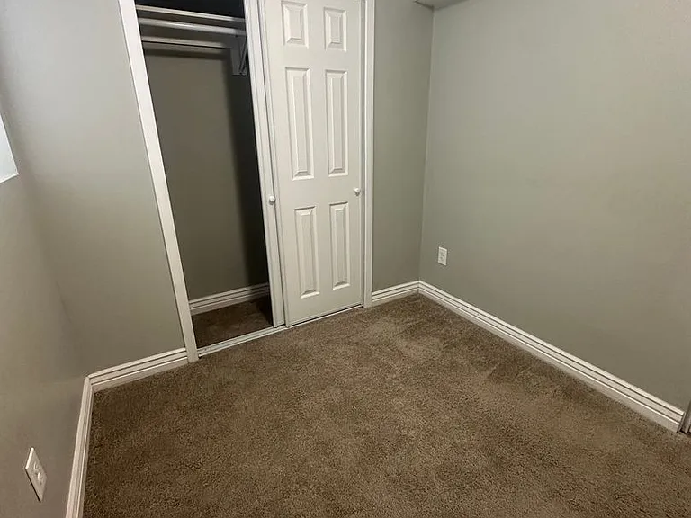 1416 W Harris Ave — Photo 15