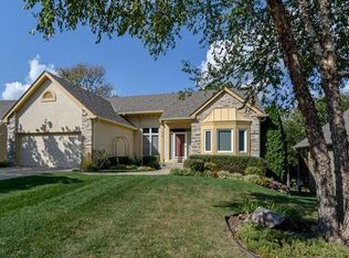 416 E 122nd St, Kansas City, MO 64145