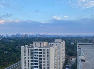 360 Ridelle Ave #701, Toronto, ON M6B1K1