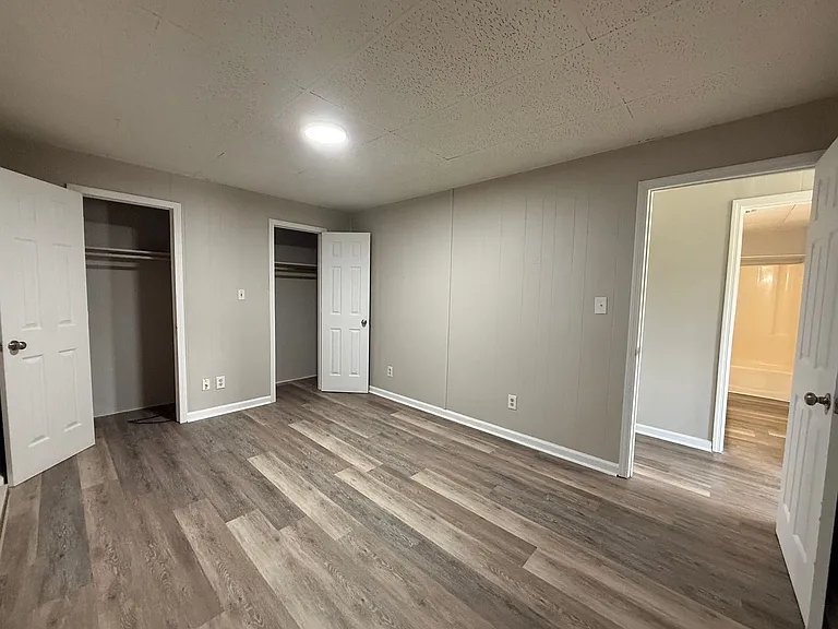 600 Crestview Dr — Photo 12