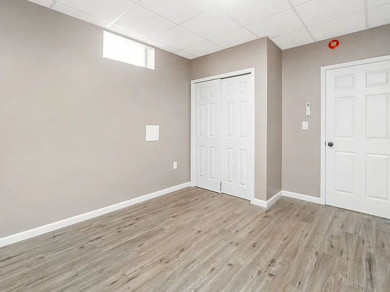 2269 Pennsylvania Ave — Photo 58