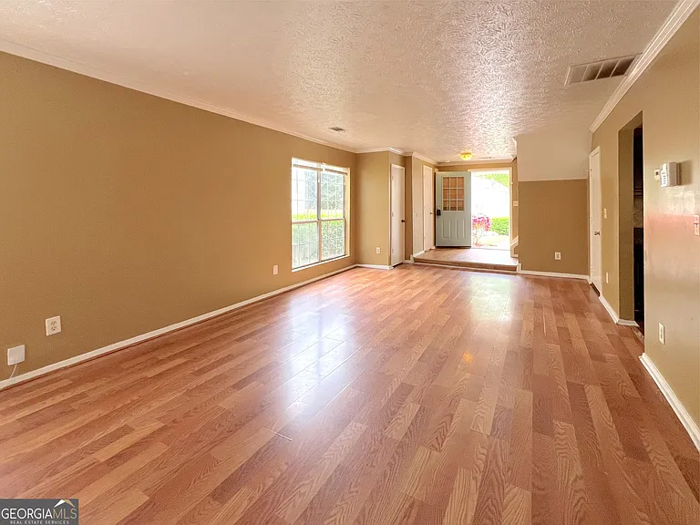 790 Hampton Hill Ct — Photo 9