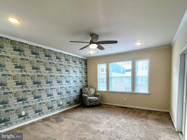 24558 Rosebay Ter — Photo 9