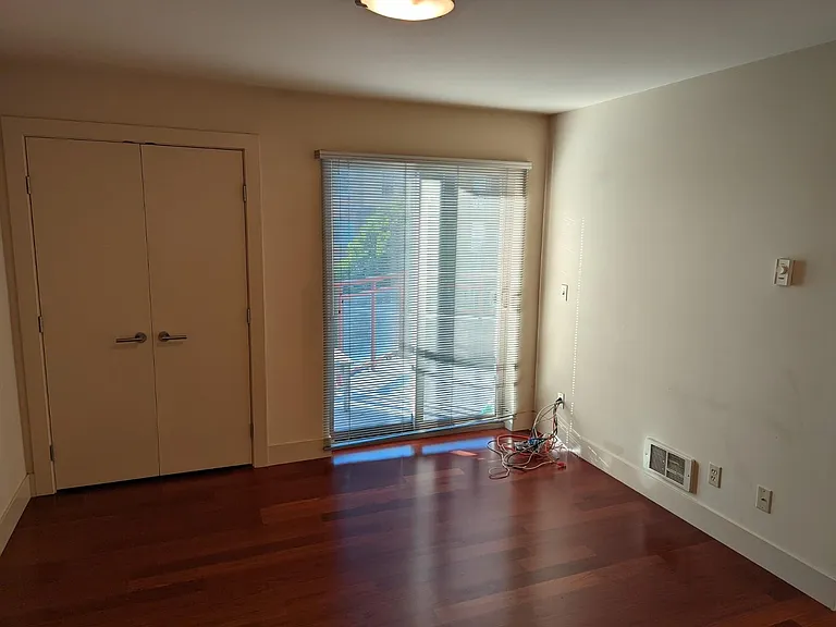 711 E Denny Way #205 — Photo 4