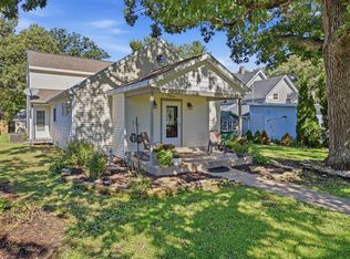 3220 Mulberry Ave, Muscatine, IA 52761