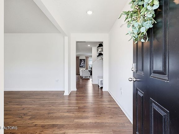3rd image of 7523 Game Bird St