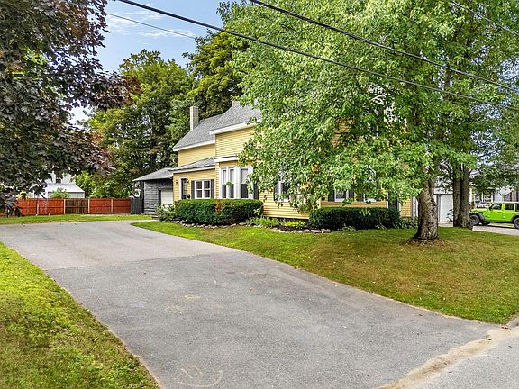 4th image of 24 Rowell Street