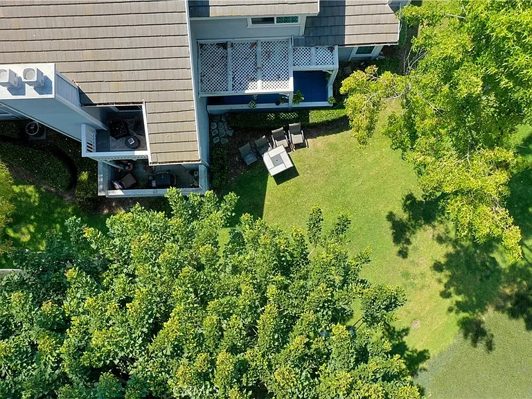 19 Dover Pl — Photo 30