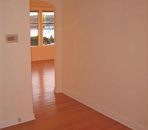 3rd image of 2815 Boylston Ave E APT 205