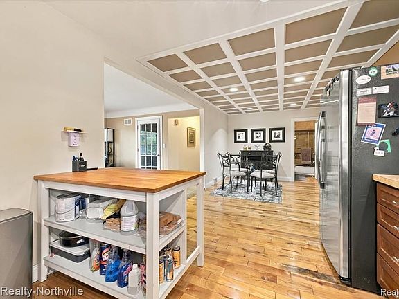 5th image of 1106 Prince St