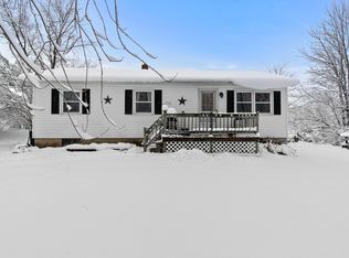 16 McLaughlin Cir, Chelsea, ME 04330