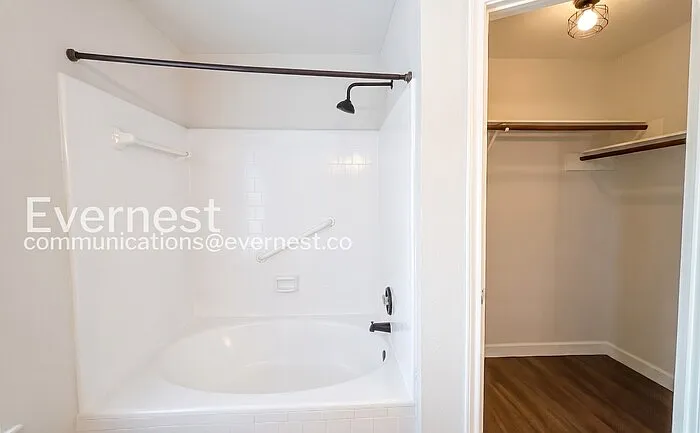 4730 Black Rock St — Photo 8