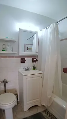 Rented by Highline Residential | media 8