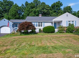 25 Aresco Drive, Middlefield, CT 06481