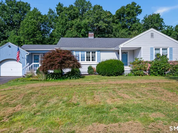 25 Aresco Drive, Middlefield, CT 06481