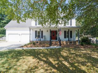 5912 Hampton Ridge Rd, Raleigh, NC 27603