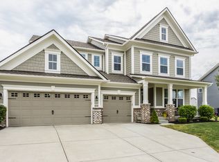 10221 Cloverbank Dr, Fishers, IN 46040