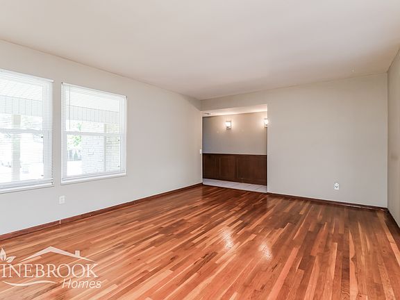 3rd image of 2531 Nathan Dr