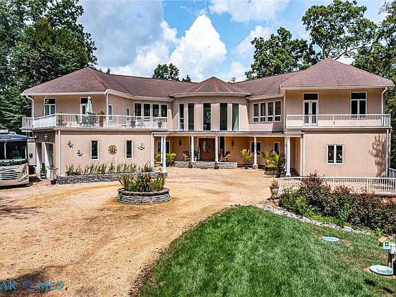 5th image of 145 Beechwood Dr