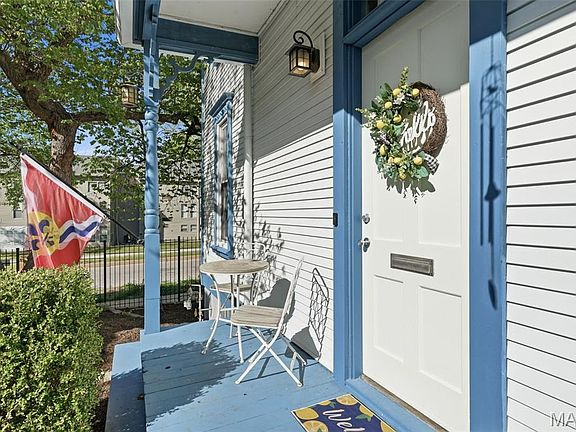 4th image of 2638 Park Ave