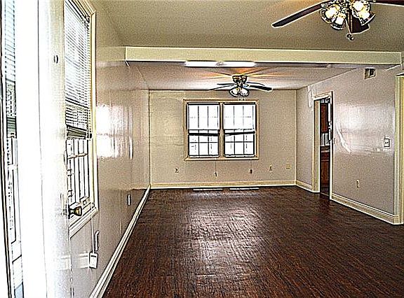 4th image of 3638 Cleveland Ave