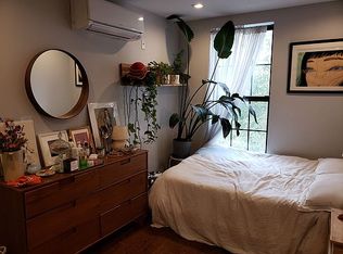 1880 Gates Ave APT 2, Ridgewood, NY 11385