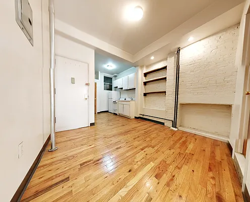 Rented by Union Square Property Management | media 10