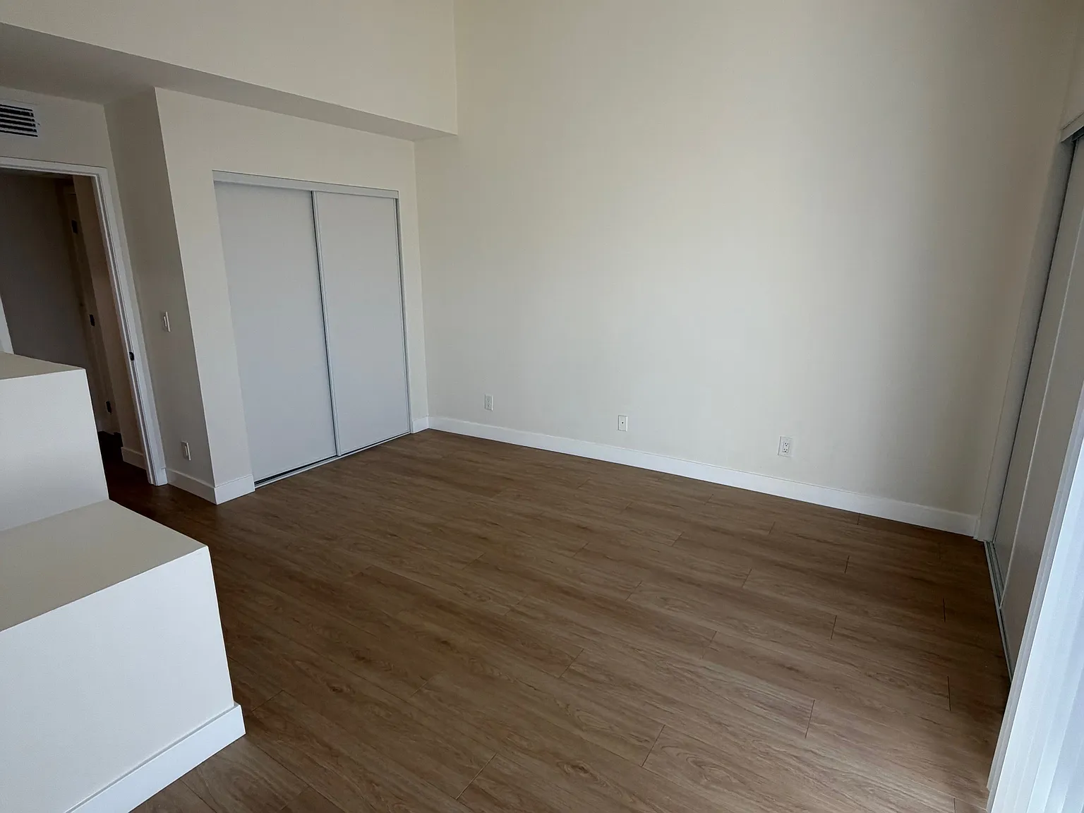 10441 McVine Ave — Photo 3