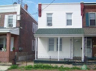 118 Thurlow St, Chester, PA 19013