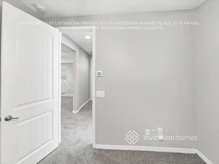 1636 N 209th Ave — Photo 14