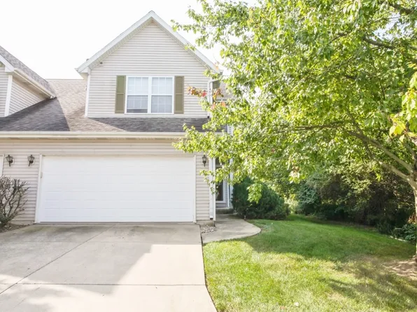 1213 Butler Ave, Bloomington, IL 61701