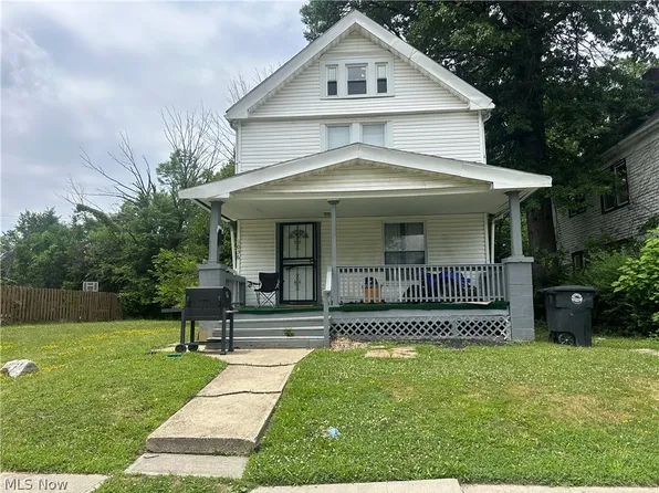 1036 E 149th St, Cleveland, OH 44110