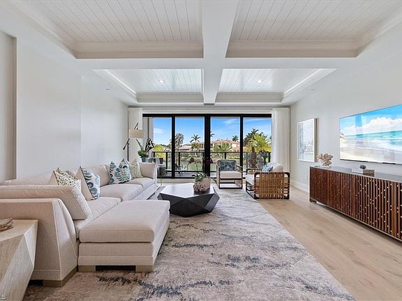 3rd image of 1820 Gulf Shore BLVD N #203