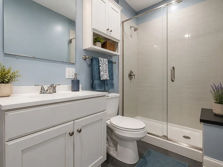 8101 S Throop St #3 — Photo 15