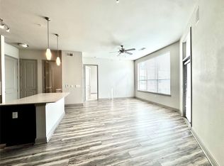 3788 Richmond Ave APT 1241, Houston, TX 77046