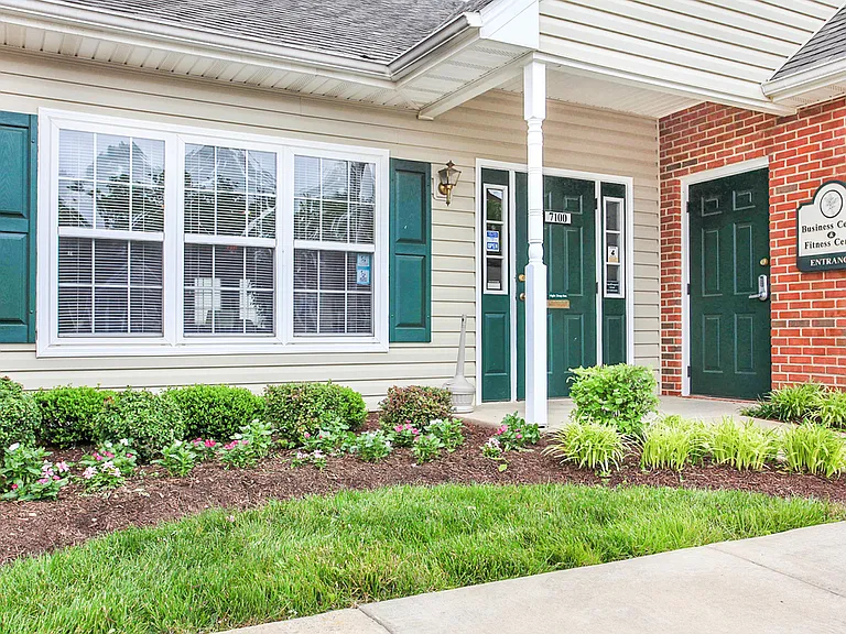 Salem Fields Townhomes — Photo 3
