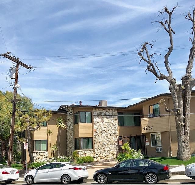 1st image of 4222 Ethel Ave APT 27