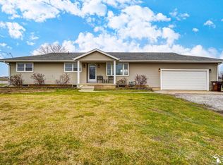 831 Newport Rd, Carleton, MI 48117