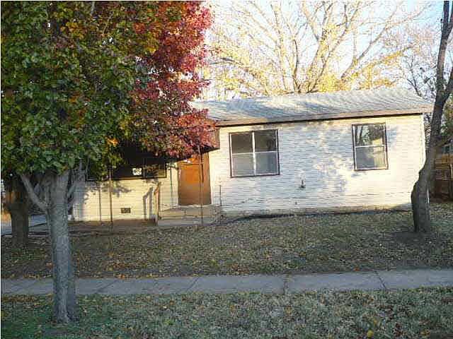 1st image of 3024 S Saint Paul Ave #Hud-181216216